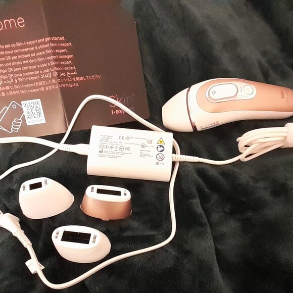 BRAUN SMART IPL SKIN IEXPERT PRO7AT HOME LASER HAIR REMOVAL REDUCTION. BRAND NEW - Picture 2 of 16